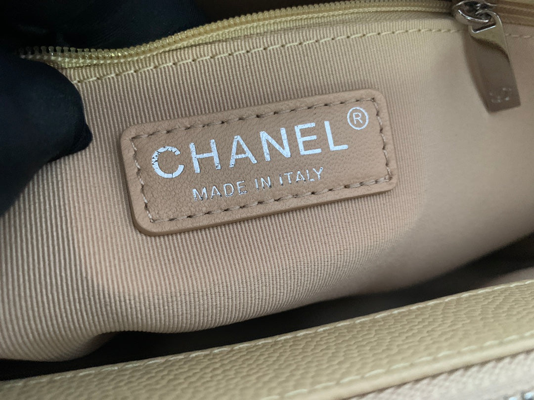 CHANEL 25S MEDALLION TOTE 33 CM IN BEIGE CAVIAR WITH SILVER HARDWARE