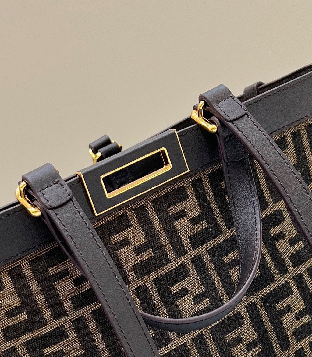 FENDI TOTE 41 BAG IN BROWN MIX BLACK MONOGRAM CANVAS GOLD HARDWARE