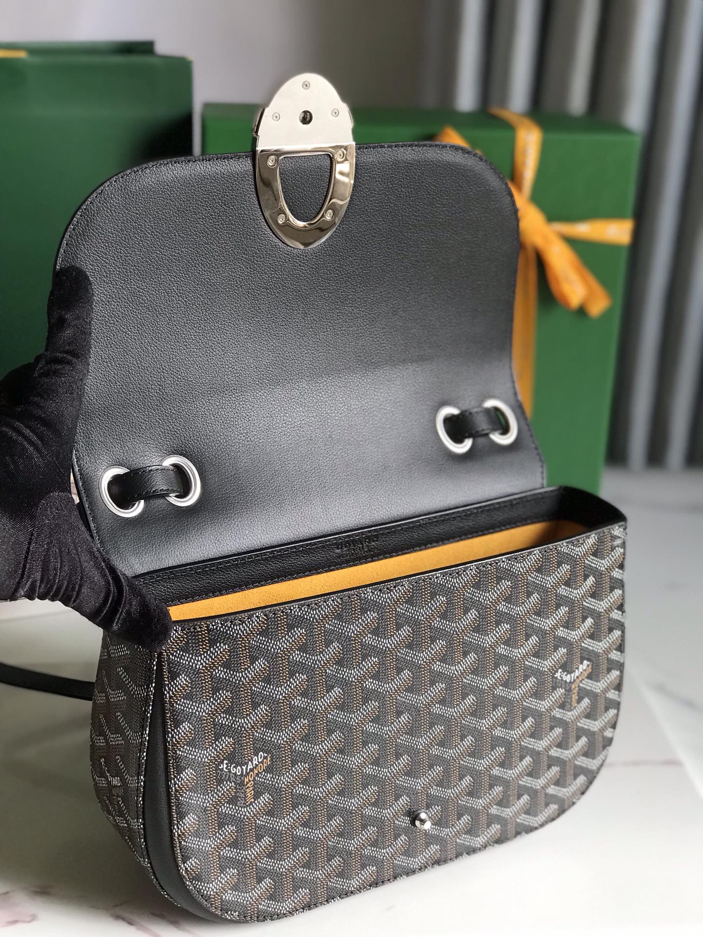 233 BAG 25 IN BLACK CALFKIN AND GOYARDINE CANVAS