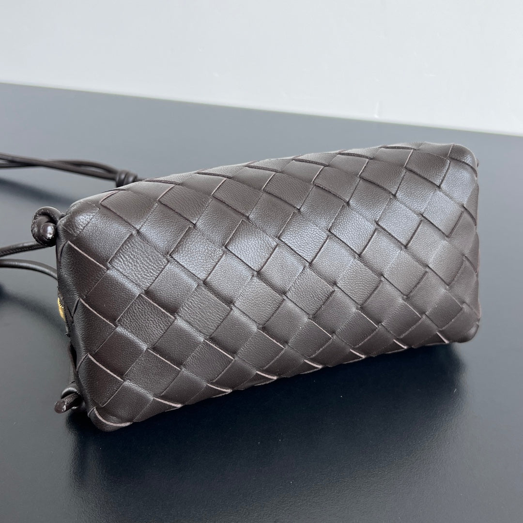 CONCERT POUCH 18 IN FONDANT LAMBSKIN