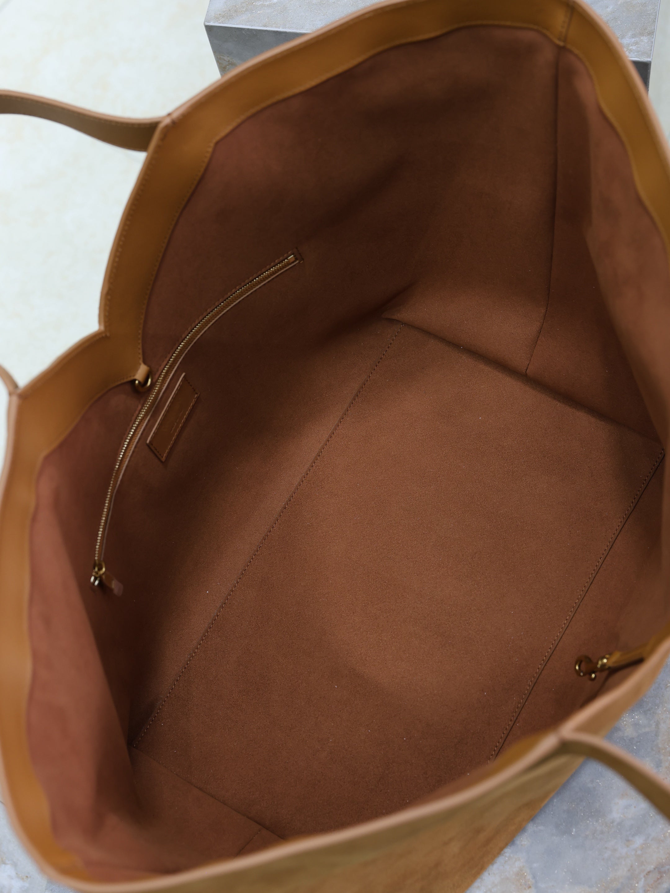 YSL 25S Y MAXI TOTE 50 IN CARAMEL SUEDE GOLD HARDWARE