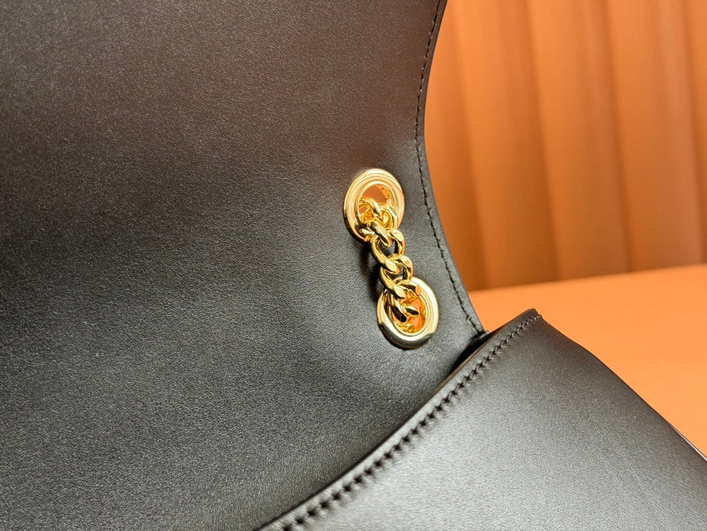 GUCCI 26S BLONDIE SHOULDER BAG 26 IN BLACK CALFSKIN