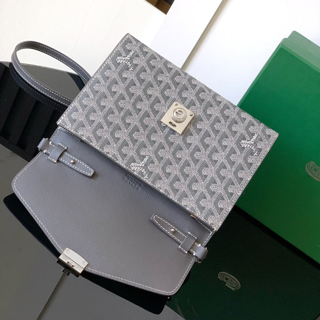 CHYPRE WALLET-POUCH 21 IN GRAY GOYARDINE CANVAS AND CALFSKIN
