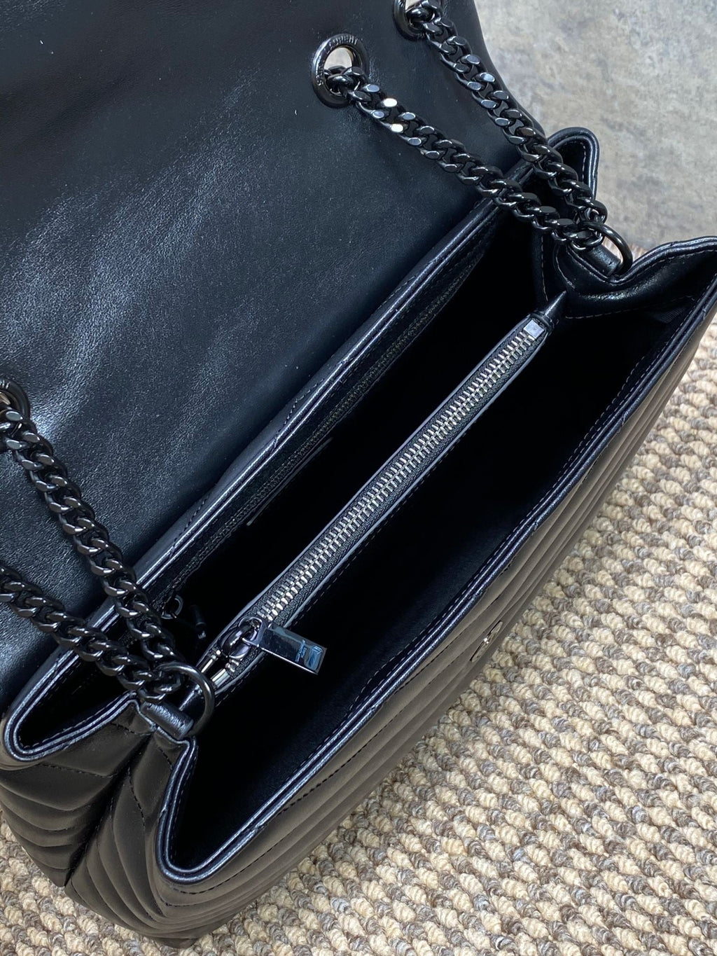 LOULOU SHOULDER BAG 32 IN BLACK QUILTED LAMBSKIN BLACK HARDWARE