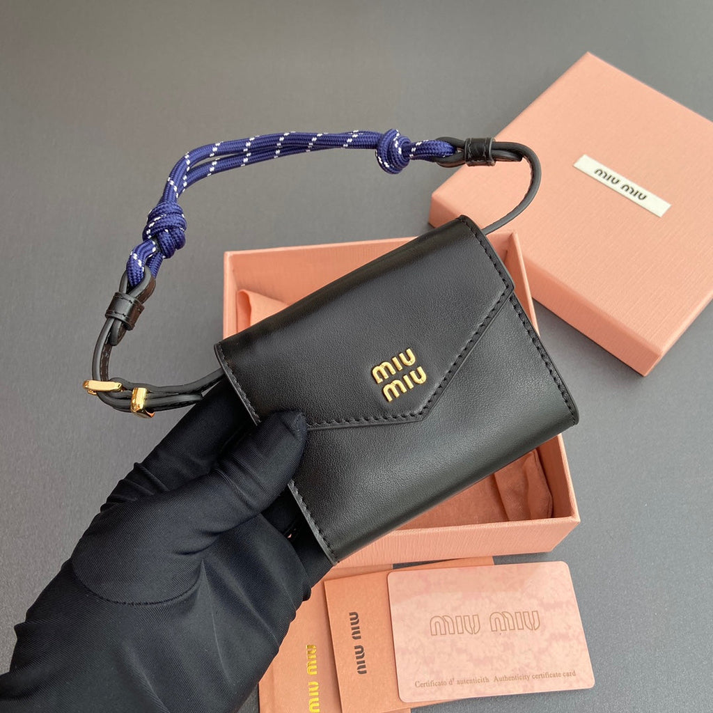 MICRO BAG 11 IN BLACK SMOOTH CALFSKIN