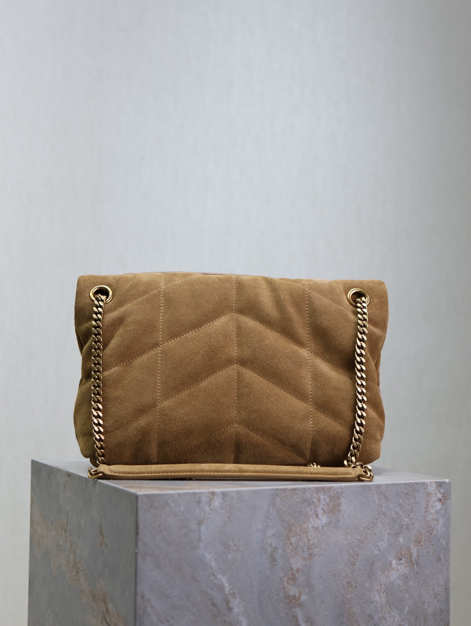 YSL 25S LOULOU PUFFER MM 29 IN TAN BROWN SUEDE GOLD HARDWRE